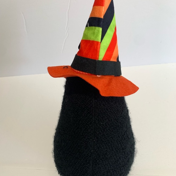 Halloween Black Cat with Witches Hat - Picture 2 of 3